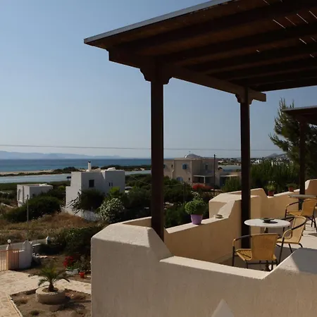 Pirgos Naxos Apartamento Aliko Beach