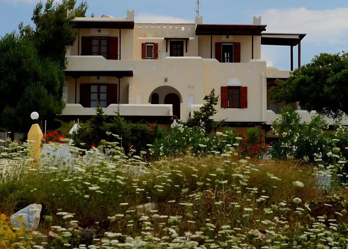 Pirgos Naxos Алико-Бич