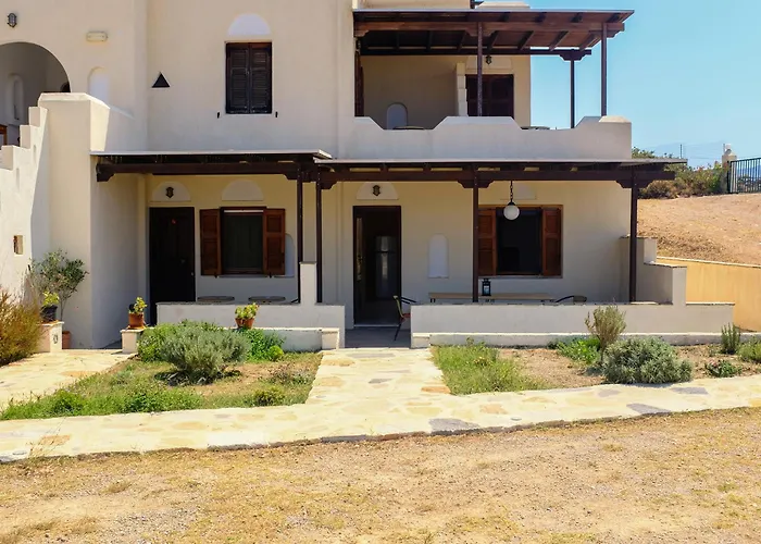 Апартаменты Pirgos Naxos *