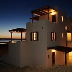 Pirgos Naxos 아파트 *