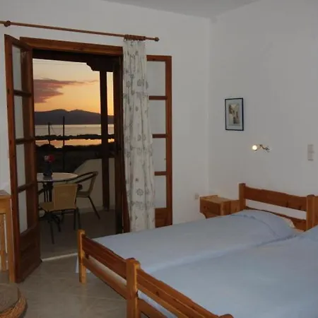 Pirgos Naxos Plage d'Aliko