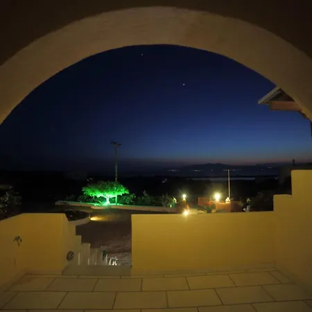 Pirgos Naxos Apartamento Aliko Beach