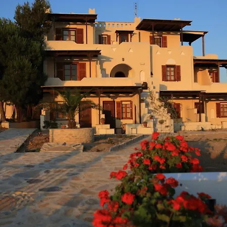 Pirgos Naxos 아파트