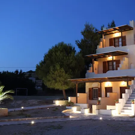 아파트 Pirgos Naxos