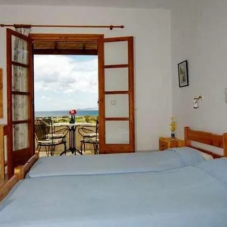 Pirgos Naxos Apartment